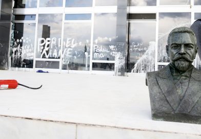 Qual o sentido da distinção entre bolsonarismo e bolsonarismo radical? | Artigo de Jorge Branco